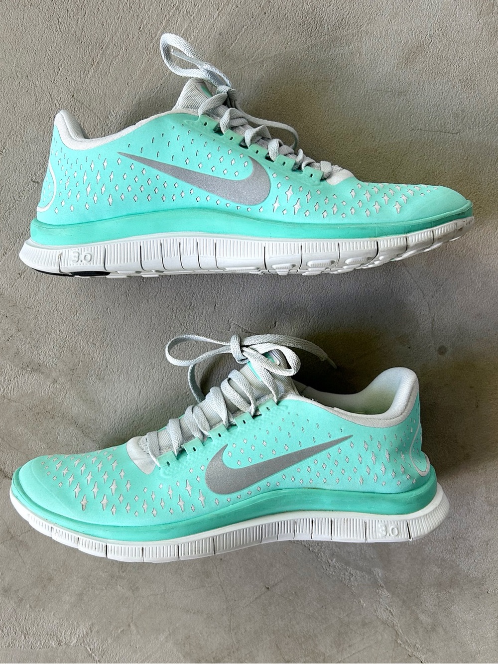 🆕 Listing!  Nike | Free 3.0 V4 Running Shoes
